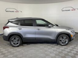 
										Kia Seltos full									