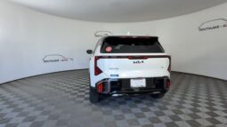 
										Kia Seltos full									