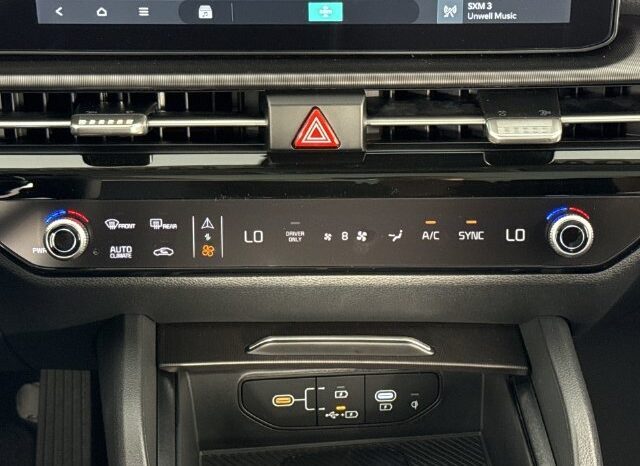 
								Kia Sportage Hybrid full									