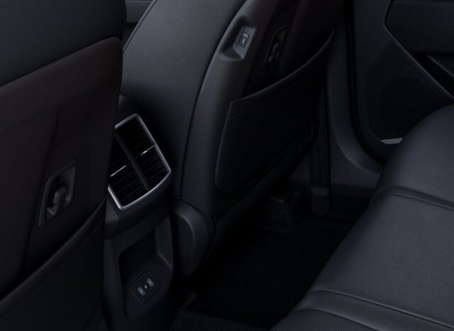 
								Kia Sportage Hybrid full									