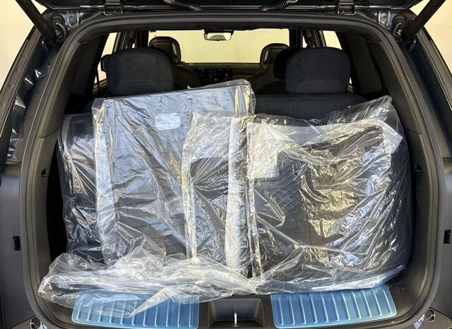 
								Kia Telluride Hybrid full									