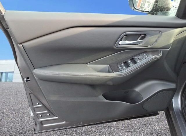 
 Nissan Rogue full									