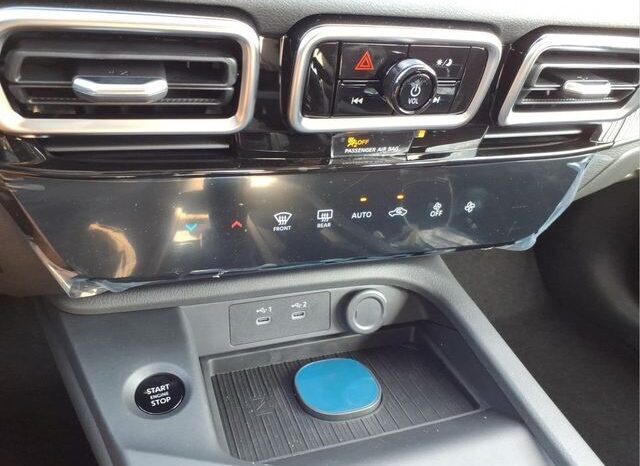 
								Nissan Sentra full									