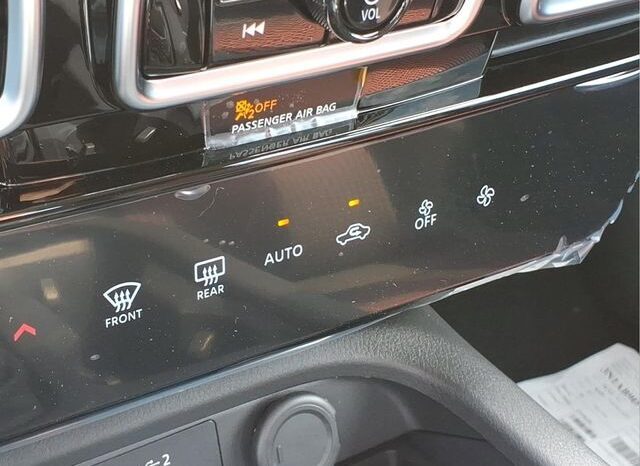 
								Nissan Sentra full									