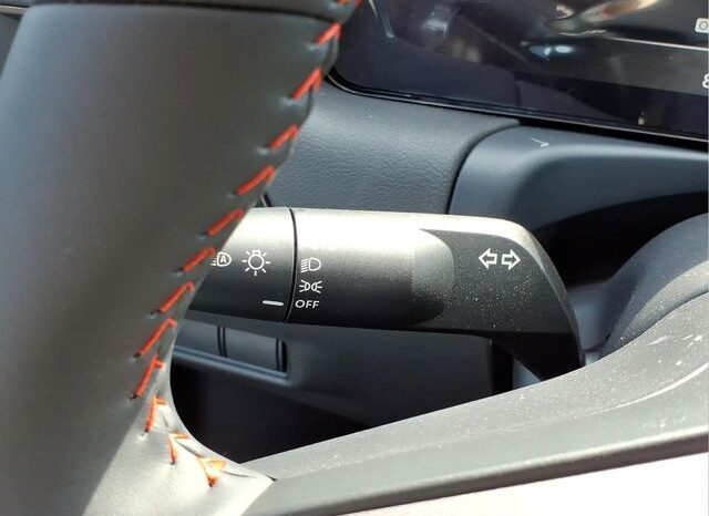 
								Nissan Sentra full									