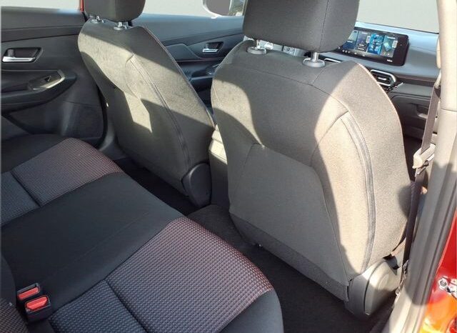 
								Nissan Sentra full									