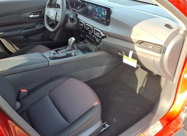 
								Nissan Sentra full									