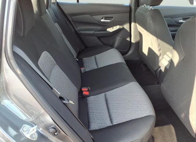 
								Nissan Sentra full									