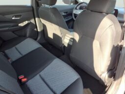
										Nissan Sentra full									