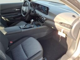 
										Nissan Sentra full									