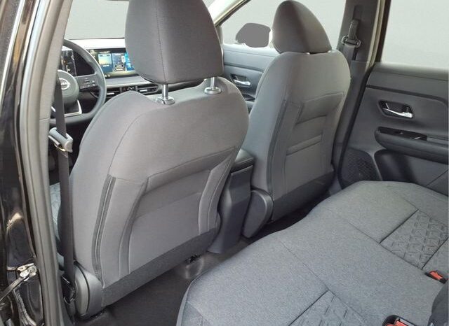 
								Nissan Kicks full									