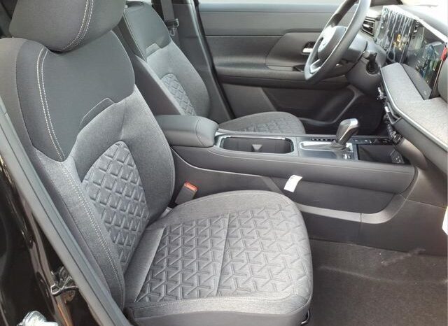 
								Nissan Kicks full									