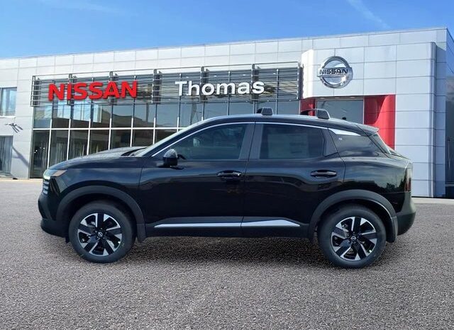 
								Nissan Kicks full									