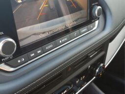 
										Nissan Rogue full									