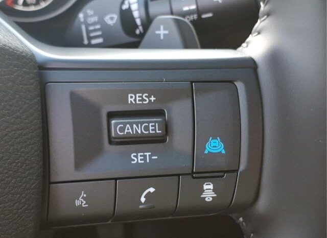 
								Nissan Rogue full									