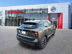 
										Nissan Kicks full									
