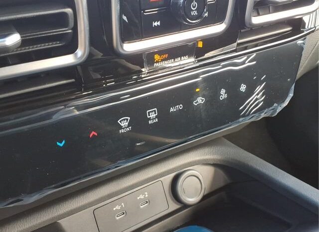 
								Nissan Sentra full									