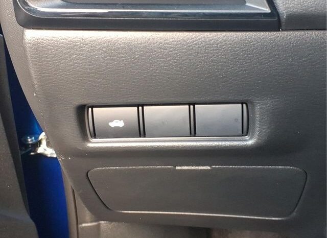 
								Nissan Sentra full									