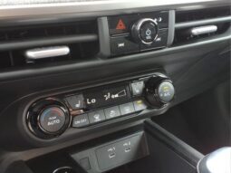 
										Nissan Kicks full									