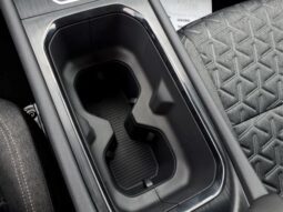 
										Nissan Kicks full									