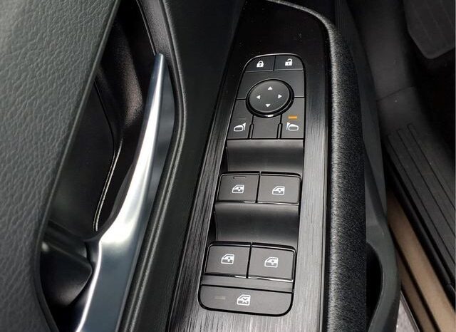 
								Nissan Kicks full									