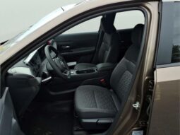 
										Nissan Kicks full									