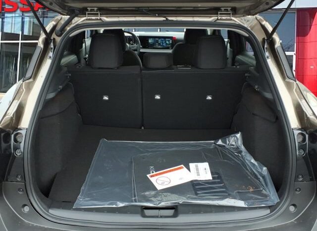 
								Nissan Kicks full									