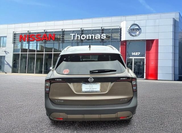 
								Nissan Kicks full									