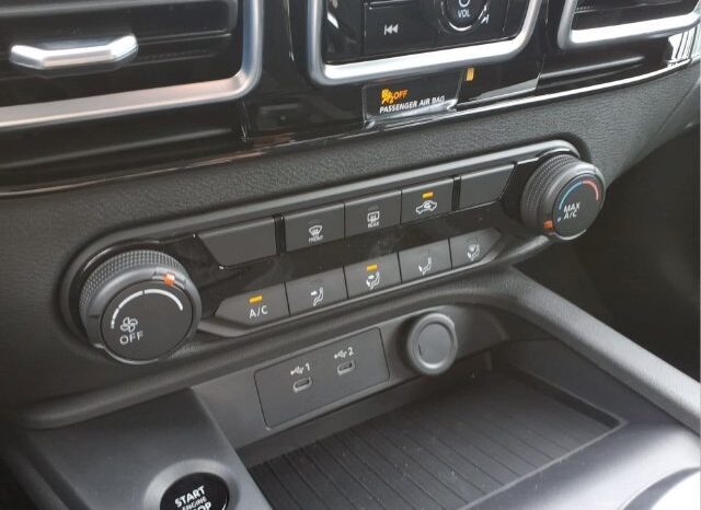 
								Nissan Sentra full									
