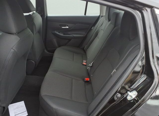 
								Nissan Sentra full									
