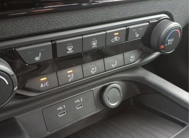 
								Nissan Sentra full									