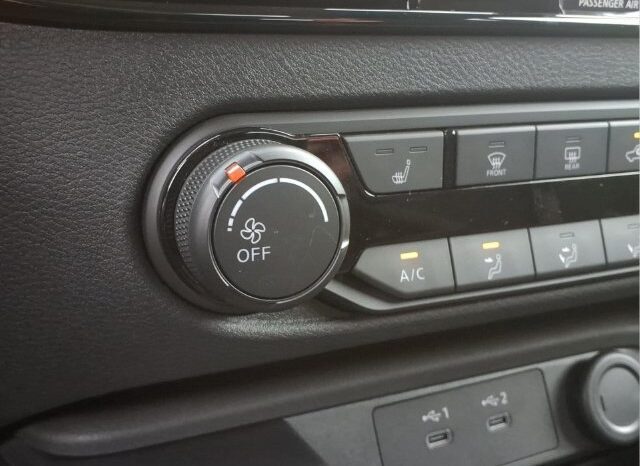 
								Nissan Sentra full									