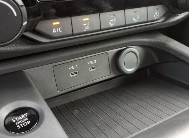 
								Nissan Sentra full									
