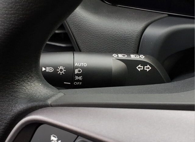 
								Nissan Sentra full									