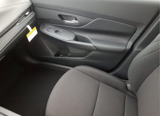 
								Nissan Sentra full									