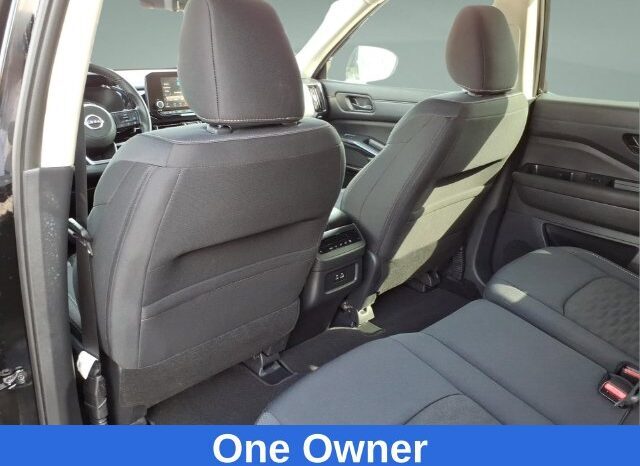 
								Nissan Pathfinder full									