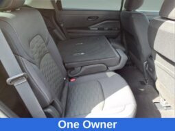 
										Nissan Pathfinder full									