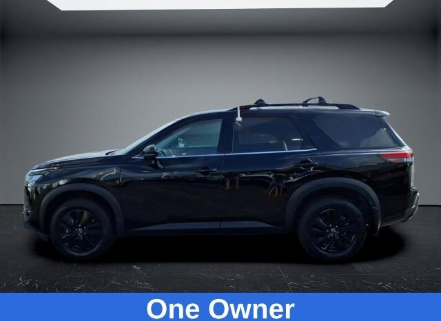 
								Nissan Pathfinder full									