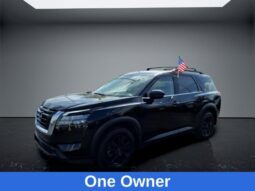 
										Nissan Pathfinder full									