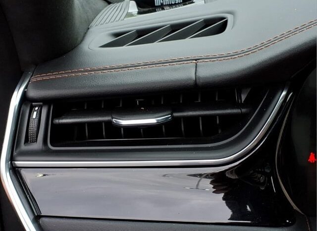
								Jeep Grand Cherokee full									