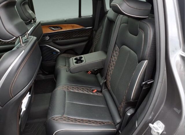 
								Jeep Grand Cherokee full									