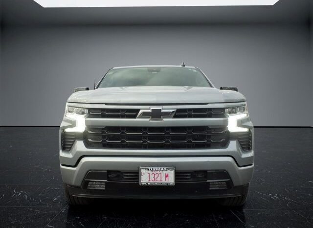 
								Chevrolet Silverado 1500 full									
