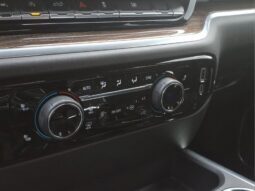 
										Chevrolet Silverado 1500 full									