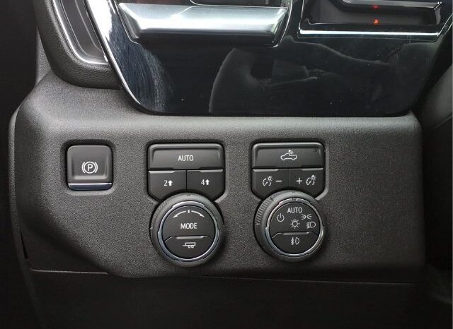 
								Chevrolet Silverado 1500 full									