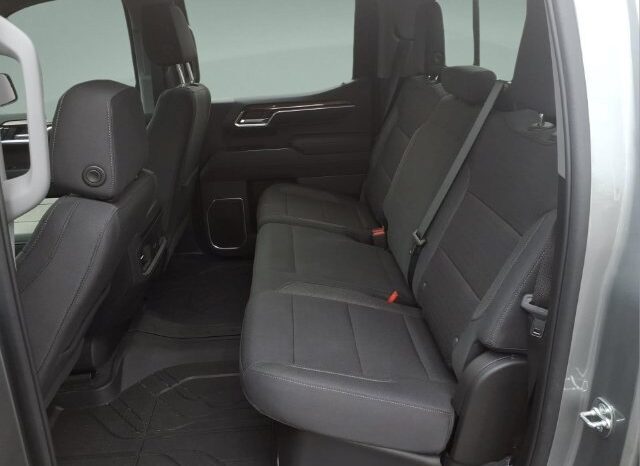 
								Chevrolet Silverado 1500 full									