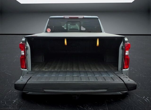 
								Chevrolet Silverado 1500 full									