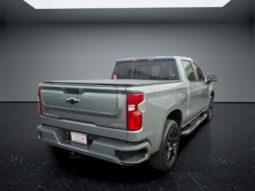 
										Chevrolet Silverado 1500 full									