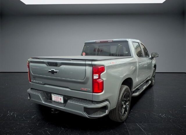 
								Chevrolet Silverado 1500 full									