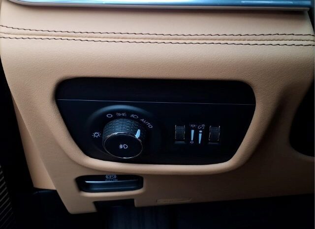 
								Jeep Grand Cherokee full									