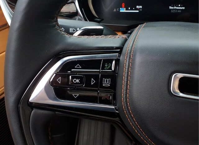 
								Jeep Grand Cherokee full									